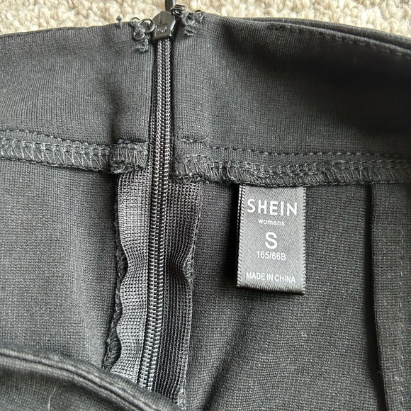 Black body con mini skirt - Picture 4 of 4